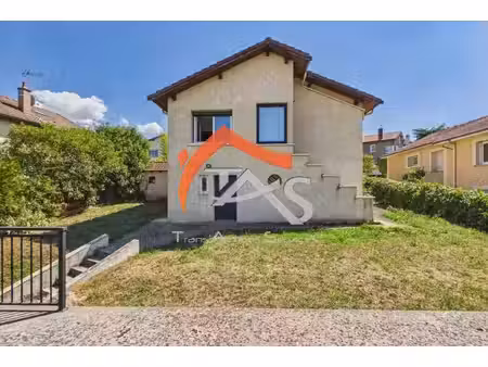 vente maison 6 pièces 147 m2 à saint-chamond