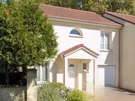 à louer maison 119 38 m² – 1 540 € |rodemack