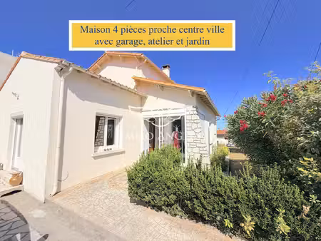 maison 4 pièces  vie de plain pied à 1km du centre ville