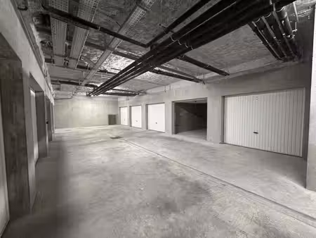 location parking cognin 73160