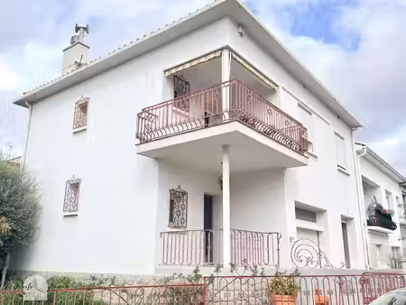 exclusivité gande maison de ville f5 225 m2 avec garage et jardin