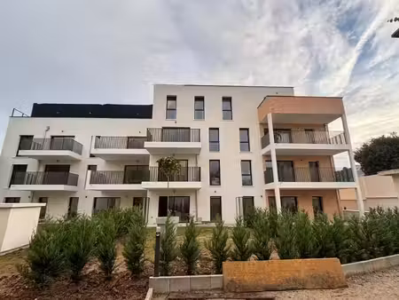 location appartement 3 pièces 65 m2 à chartres