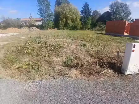 vente terrain 617 m² à brizambourg (17770)  37 000 €