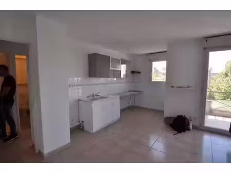 location appartement 2 pièces 43 m² à albi (81000)