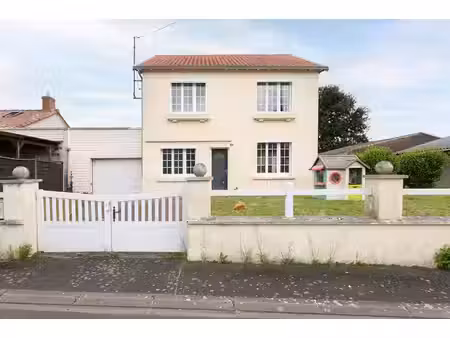 maison sèvremoine 5 p . 3 chs . bureau . 133.67 m² . t 315 m² . garage