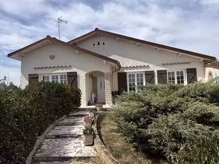 belle maison familiale à la campagne