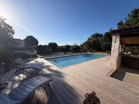 maison 5 pièces - 151 m²