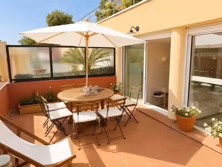 maison de 4 pièces de luxe en vente à villefranche-sur-mer  provence-alpes-côte d'azur