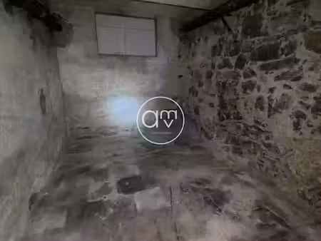 location locaux professionnels 0 pièces 9.83 m² à toulon (83000)  65 €
