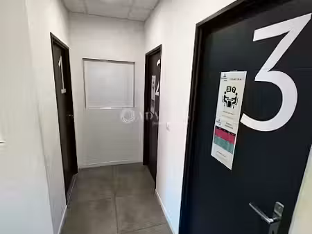 location locaux professionnels 0 pièces 225 m² à narbonne (11100)  3 400 €