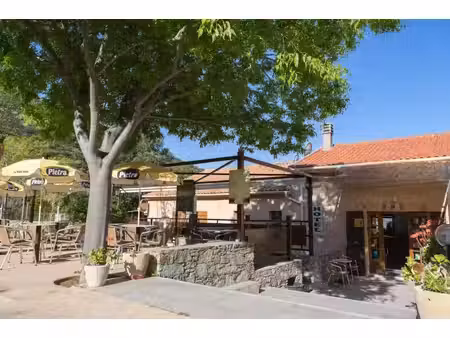 auberge restaurant à 15 minutes de saint-florent et à deux pas du chemin de la plage de sa
