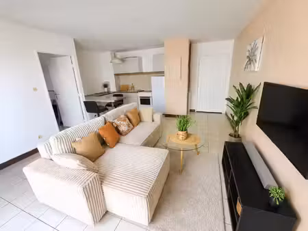location appartement 2 pièces 40m² la possession 97419