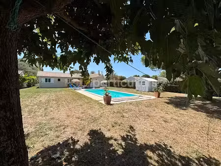 vente maison 6 pièces 115 m² à talais (33590)  335 680 €