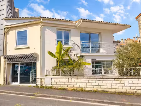 ensemble immobilier avec maison d'habitation  local commercial