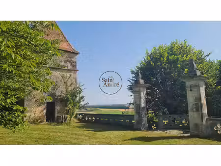 propriété au coeur des vignes - sud charente