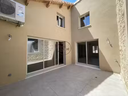 maison entièrement rénovée d'env. 140m² avec garage
