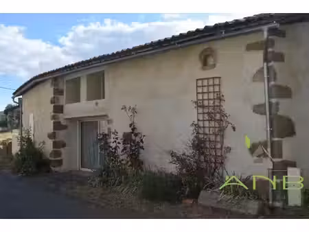 ? maison à vendre hameau calme  montbron (16220)