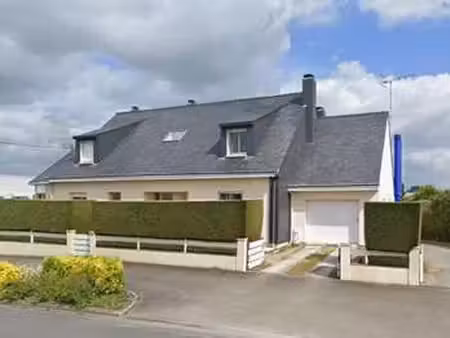 vente immeuble à ancenis-saint-géréon (44150) : à vendre / 195m² ancenis-saint-géréon