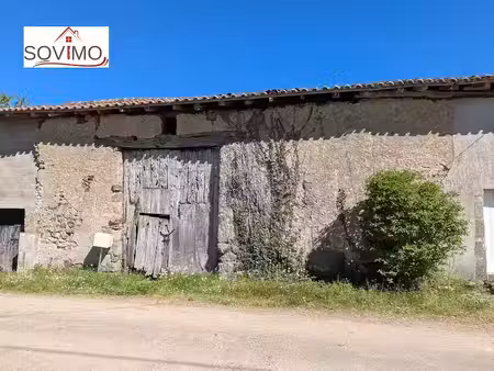 vente locaux professionnels 0 pièces 125 m² à esse (16500)  9 500 €