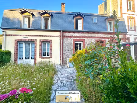 maison coup de coeur avec jardin au centre d'etretat