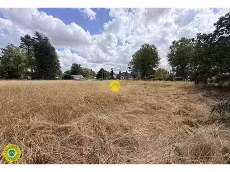 terrain constructible 4190 m²