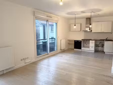 location appartement 3 pièces  68.44m²  alfortville
