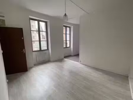 location appartement 1 pièce  24.97m²  blois