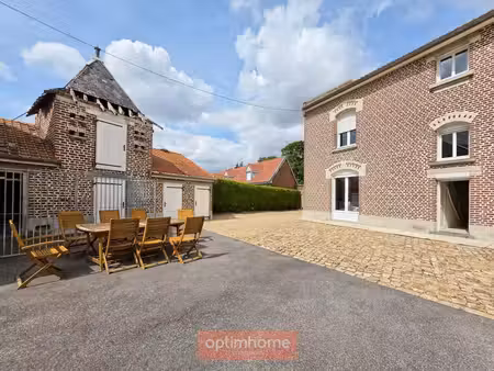 propriété de caractère – 213 m² – 6 chambres – grange – dépendances – terrain 1 570 m²
