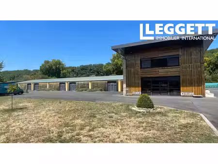 achat immeuble 186m² lalinde 24150
