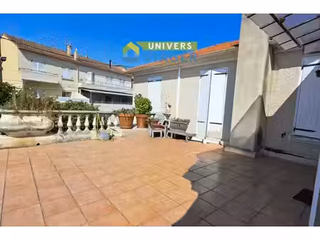 maison en viager semi occupé à hyères les palmiers