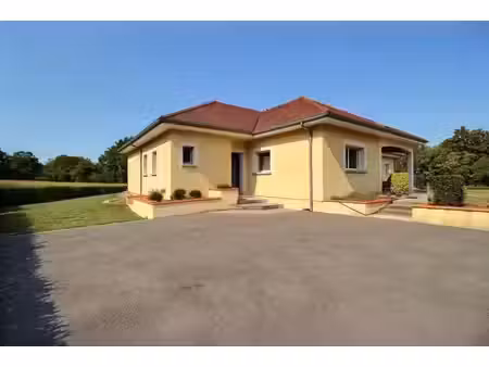 vente maison 5 pièces 204 m² serres-morlaàs (64160)
