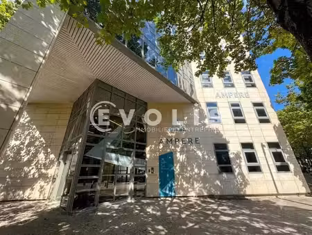 location bureaux 250 m² à 1 398 m²