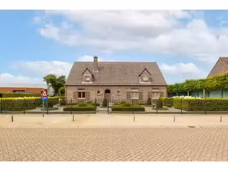 huis te koop in wuustwezel met 5 slaapkamers