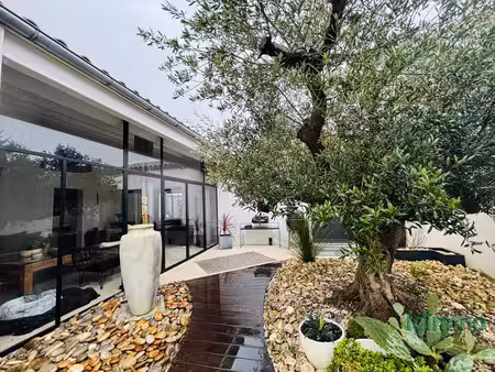 propriete 200 m²