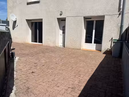 location appartement 3 pièces 101m²