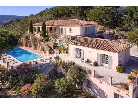 propriété avec vue mer fort potentiel de valorisation ramatuelle