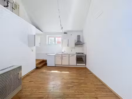 studio à louer à rue des esses 2 huy (vbe58675)