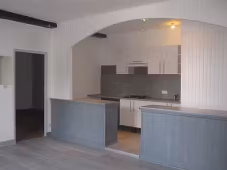 appartement f3 en rez de chaussee