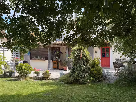 maison de caractere!