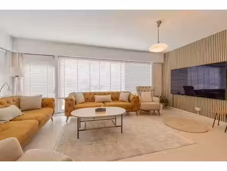 magnifique maison 3 façades entièrement rénovée (2022) av...