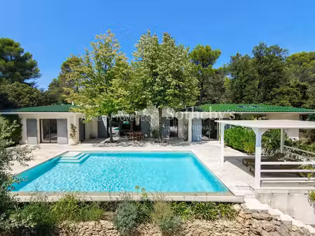 maison de luxe à louer à aix-en-provence