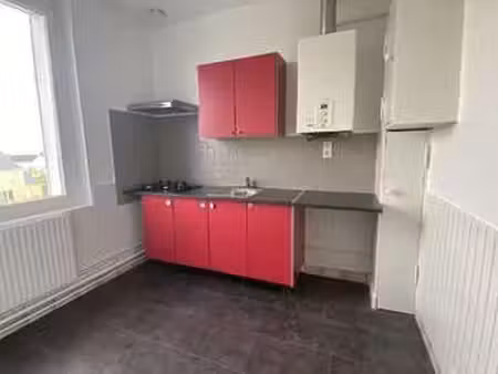 location appartement 2 pièces à saumur (49400) : à louer 2 pièces / 42m² saumur