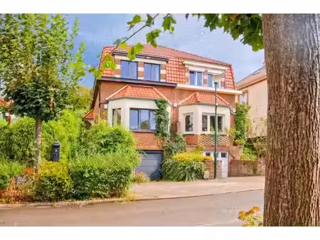 stockel – 3-bedroom house with garage and garden