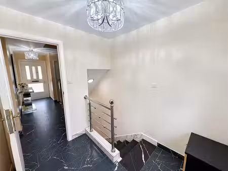 grande maison 6 chambres avec jardin  terrasse et garage