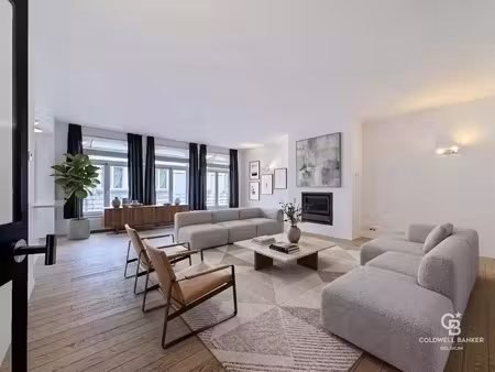 appt (+-146m²) de standing 2ch / quartier louise