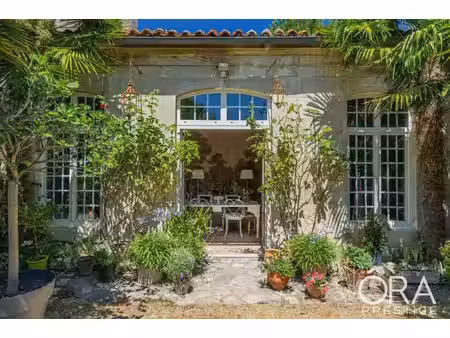 maison de luxe à vendre à saint-jean-d'angély