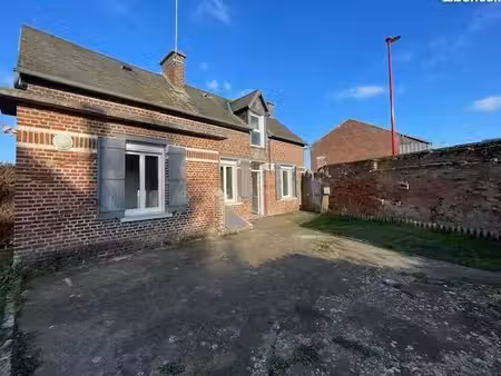 maison indépendante-jardin-dépendances-carport