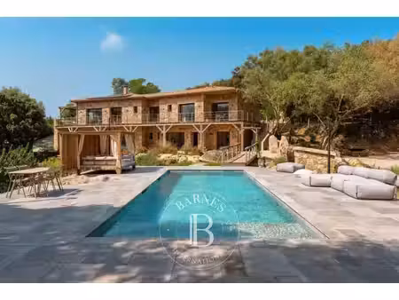 porticcio  villa type bergerie  5 chambres  piscine  proche plage