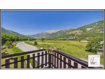 maison atypique à villar-saint-pancrace : jardin  dépendance et vue montagne