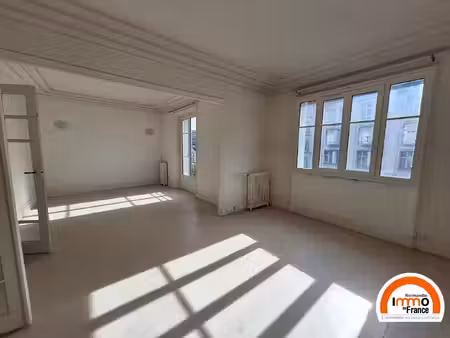 rouen gare sncf - f4 de 80 86 m² avec ascenseur